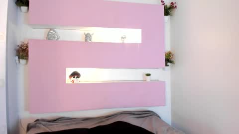 AFRODITA      online show from March 8, 2025, 1:36 pm