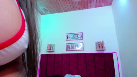 Snapshot of afroditaandsoffi chatting on January 9, 2025, 6:15 pm Afrodita Chery y Hermione online show from January 9, 2025, 6:15 pm