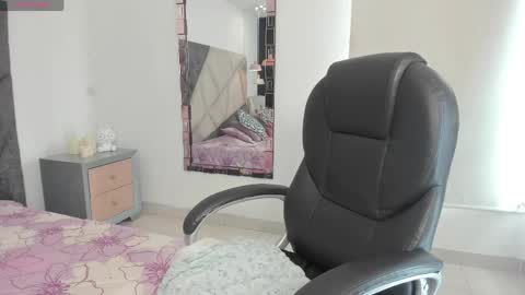 Snapshot of afroditavega chatting on May 27, 2026, 5:54 pm online show from May 27, 2026, 5:54 pm