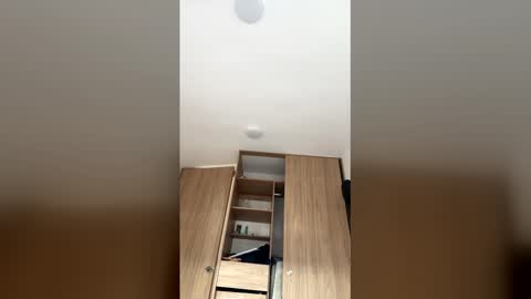 Snapshot of afroditawild chatting on April 16, 2026, 3:35 pm afroditawild online show from April 16, 2026, 3:35 pm