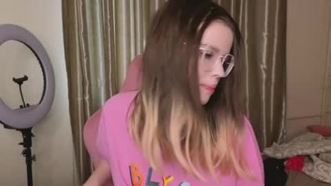 afterdarkduo online show from April 8, 2026, 11:21 am