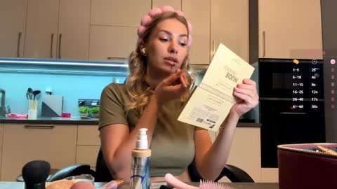Mila -call me cute online show from May 9, 2026, 4:34 pm