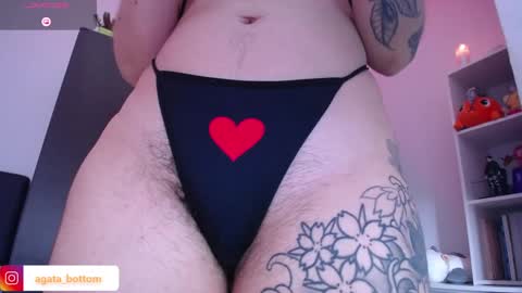 Snapshot of agata_bolton chatting on December 28, 2024, 1:39 am Agata online show from December 28, 2024, 1:39 am