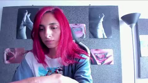 Agata Collinss online show from June 18, 2026, 7:51 pm