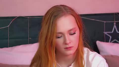 AgataFoxley online show from December 18, 2025, 8:48 pm