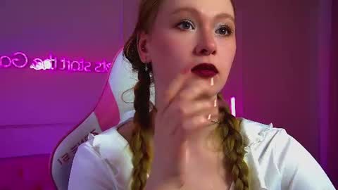 Snapshot of agatafoxley chatting on June 11, 2026, 7:06 am AgataFoxley online show from June 11, 2026, 7:06 am