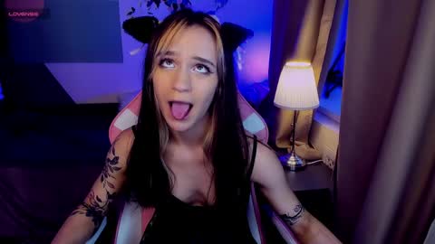Snapshot of agatasilk chatting on May 19, 2026, 1:56 am Agata online show from May 19, 2026, 1:56 am
