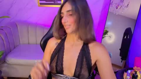 Snapshot of agatha_brooks_t chatting on May 29, 2026, 12:36 pm AGATHA online show from May 29, 2026, 12:36 pm