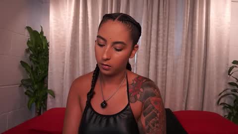 Val   inst  agatha clls online show from February 18, 2026, 7:32 pm