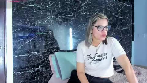 Snapshot of agatha_pleasure chatting on April 29, 2026, 12:20 pm agatha_pleasure online show from April 29, 2026, 12:20 pm