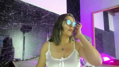Snapshot of agatha_pleasure chatting on May 4, 2026, 11:50 am agatha_pleasure online show from May 4, 2026, 11:50 am