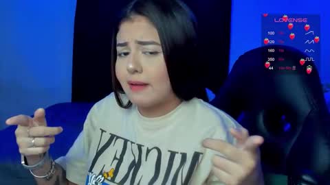 Snapshot of agatha_riccie chatting on November 26, 2025, 4:35 am Cat online show from November 26, 2025, 4:35 am