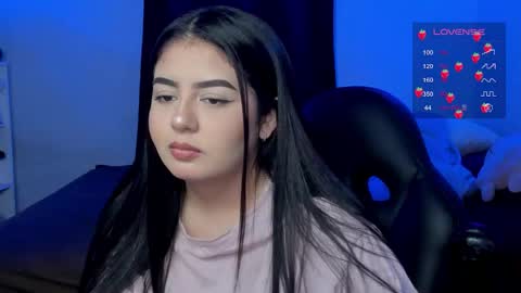 Snapshot of agatha_riccie chatting on January 8, 2026, 4:59 am Cat online show from January 8, 2026, 4:59 am