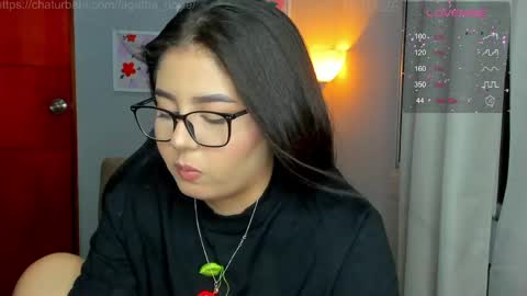 Cat online show from March 19, 2026, 3:32 am