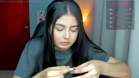 Cat online show from March 21, 2026, 3:33 am