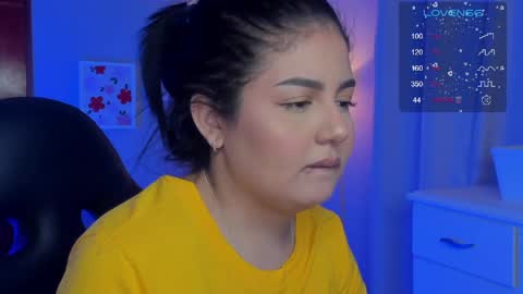 Cat online show from April 21, 2026, 4:30 am