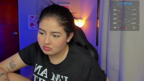 Snapshot of agatha_riccie chatting on May 11, 2026, 5:02 am Cat online show from May 11, 2026, 5:02 am