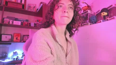 Camila     2 online show from December 5, 2024, 5:37 am