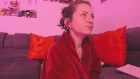 Camila     2 online show from February 23, 2025, 4:17 am