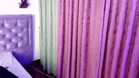 agathadark_sm online show from November 15, 2025, 6:11 am