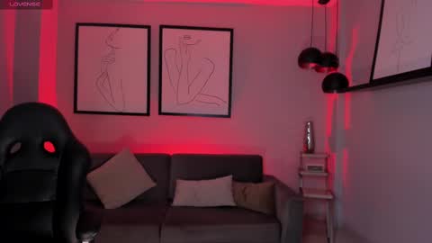 Agatha online show from March 5, 2025, 6:56 pm