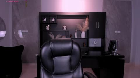 Agatha online show from March 19, 2026, 8:46 pm