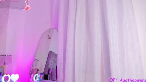 Agatha Owens online show from September 14, 2025, 1:27 am