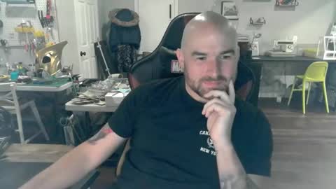 Snapshot of aggieswing chatting on December 23, 2024, 4:12 am Aggieswing online show from December 23, 2024, 4:12 am