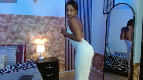 Snapshot of aghata_walkerl chatting on April 23, 2026, 9:19 am aghata walkerl online show from April 23, 2026, 9:19 am