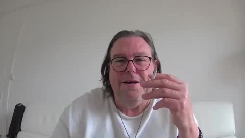 Agias online show from March 7, 2025, 8:34 am