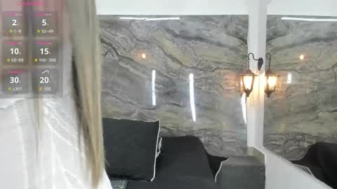 agnes_02 online show from December 20, 2025, 2:57 pm