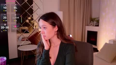 Snapshot of agnes_sky chatting on July 26, 2026, 1:25 am Agnes online show from July 26, 2026, 1:25 am