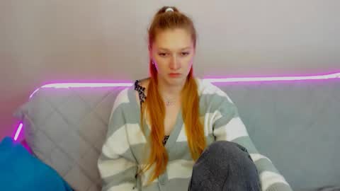 AgnesArden online show from October 27, 2025, 12:20 pm