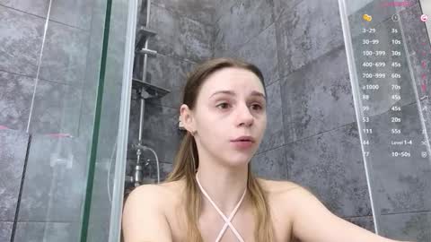 Snapshot of agnessi_ chatting on October 19, 2025, 5:19 am agnessi_ online show from October 19, 2025, 5:19 am