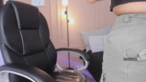 Ahmara  online show from February 5, 2026, 11:15 am