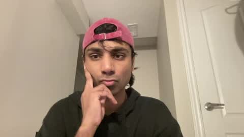 Snapshot of ahmedkhan632131 chatting on April 16, 2026, 8:26 am Dylan online show from April 16, 2026, 8:26 am
