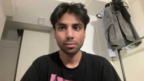 Snapshot of ahmedkhan632131 chatting on May 17, 2026, 7:28 am Dylan online show from May 17, 2026, 7:28 am