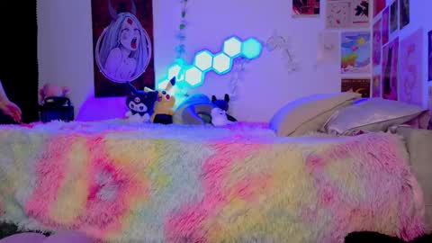 ahri online show from September 11, 2025, 4:56 am