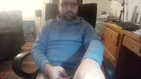 ahskeetskeet online show from November 11, 2025, 10:32 pm