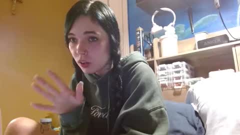 Kat online show from March 24, 2026, 12:48 am