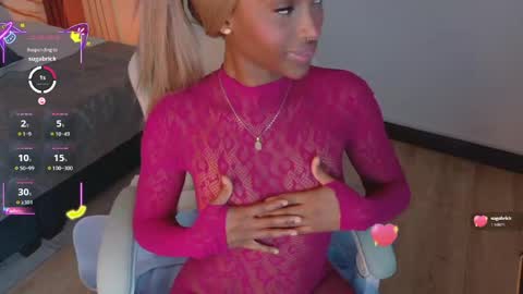 Snapshot of ahvi_ebony chatting on May 6, 2026, 2:55 pm Ahvi Ebony online show from May 6, 2026, 2:55 pm