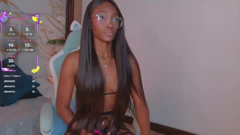 Snapshot of ahvi_ebony chatting on May 21, 2026, 2:57 pm Ahvi Ebony online show from May 21, 2026, 2:57 pm