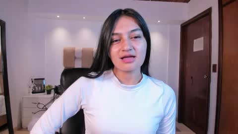 Snapshot of aidajoness chatting on October 10, 2025, 1:10 pm aidajoness online show from October 10, 2025, 1:10 pm