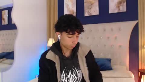 Aiden online show from July 28, 2026, 1:54 pm