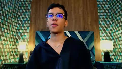 Snapshot of aiden_royce chatting on September 20, 2025, 3:29 am aiden_royce online show from September 20, 2025, 3:29 am