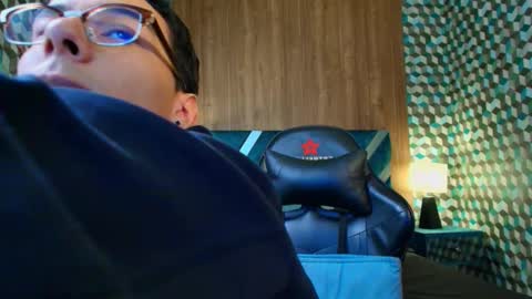 Snapshot of aiden_royce chatting on October 12, 2025, 7:18 am aiden_royce online show from October 12, 2025, 7:18 am