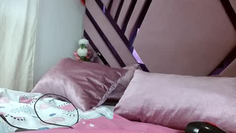 Snapshot of aiilynsmiith chatting on October 3, 2025, 11:18 am aiilynsmiith online show from October 3, 2025, 11:18 am