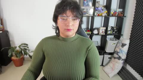 Catalina online show from February 5, 2025, 12:38 pm