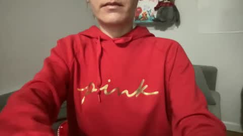 Snapshot of ailebun chatting on January 24, 2025, 2:41 pm Aile online show from January 24, 2025, 2:41 pm