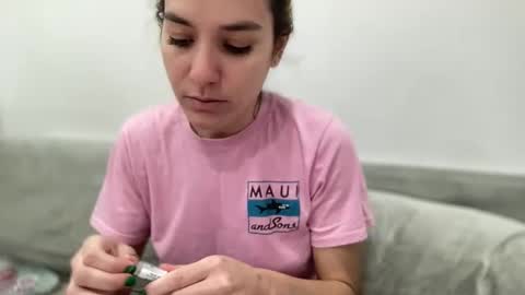 Snapshot of ailebun chatting on January 29, 2025, 9:39 pm Aile online show from January 29, 2025, 9:39 pm